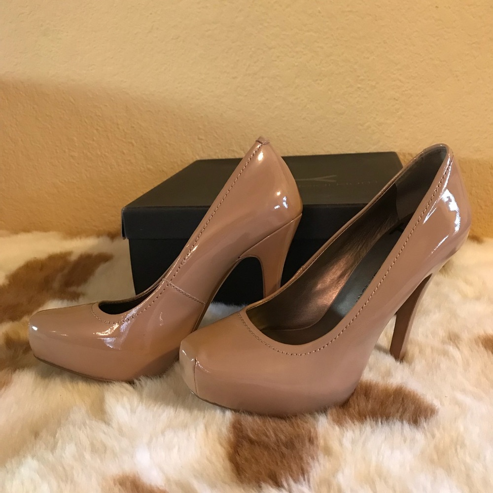 Heidi Klum Women's Leyla Platform Pump